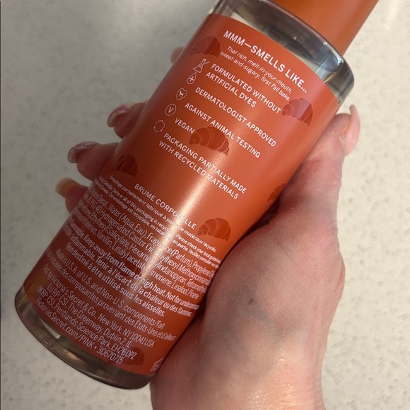 New Victoria’s Secret PINK Buttery Sugar Body Mist - Picture 5 of 5